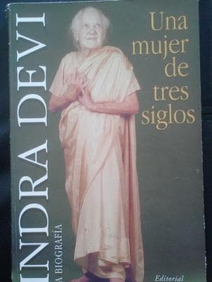 UNA MUJER DE TRES SIGLOS