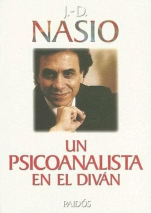 UN PSICOANALISTA EN EL DIVAN